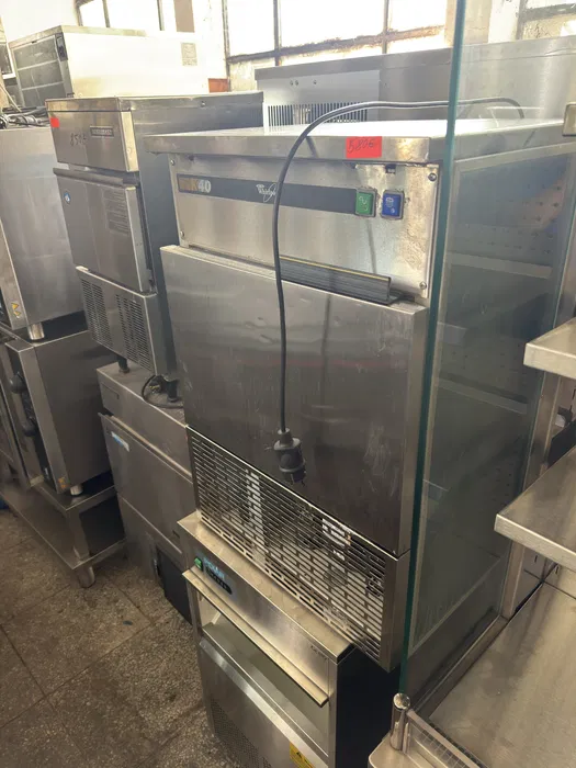 Машина за лед Whirlpool K40 40кг/24ч