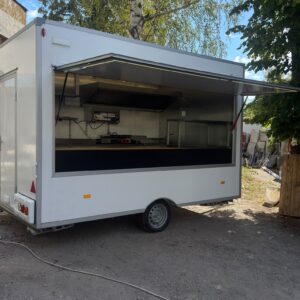 Mобилна кухня каравана 360 /235/230 см височина