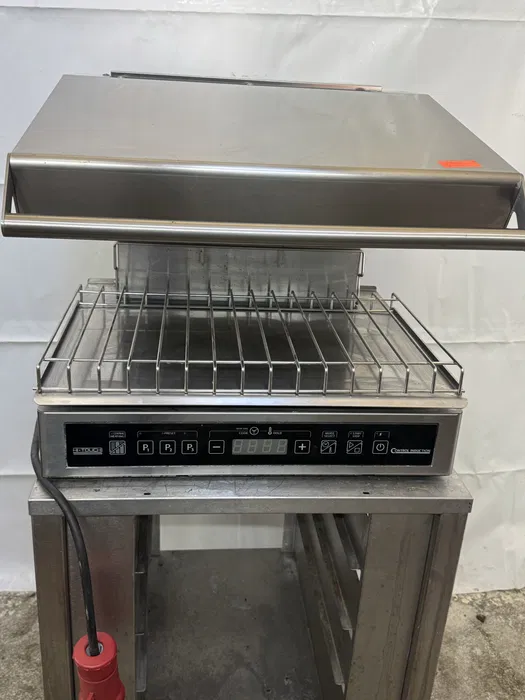Професионален Саламандър / Тостер Lincat 3 kW с регулируема скара