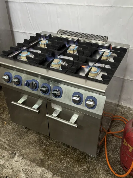 Газова печка Electrolux – 6 котлона, газова фурна, пропан-бутан